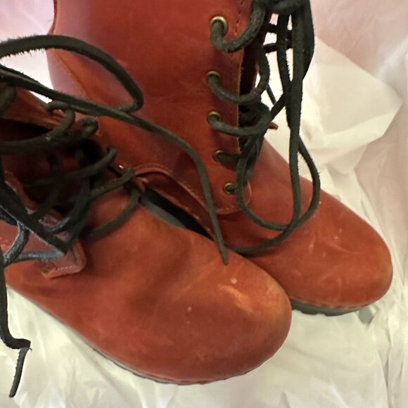 No.6 Clog Boot 39 - Picture 2 of 3